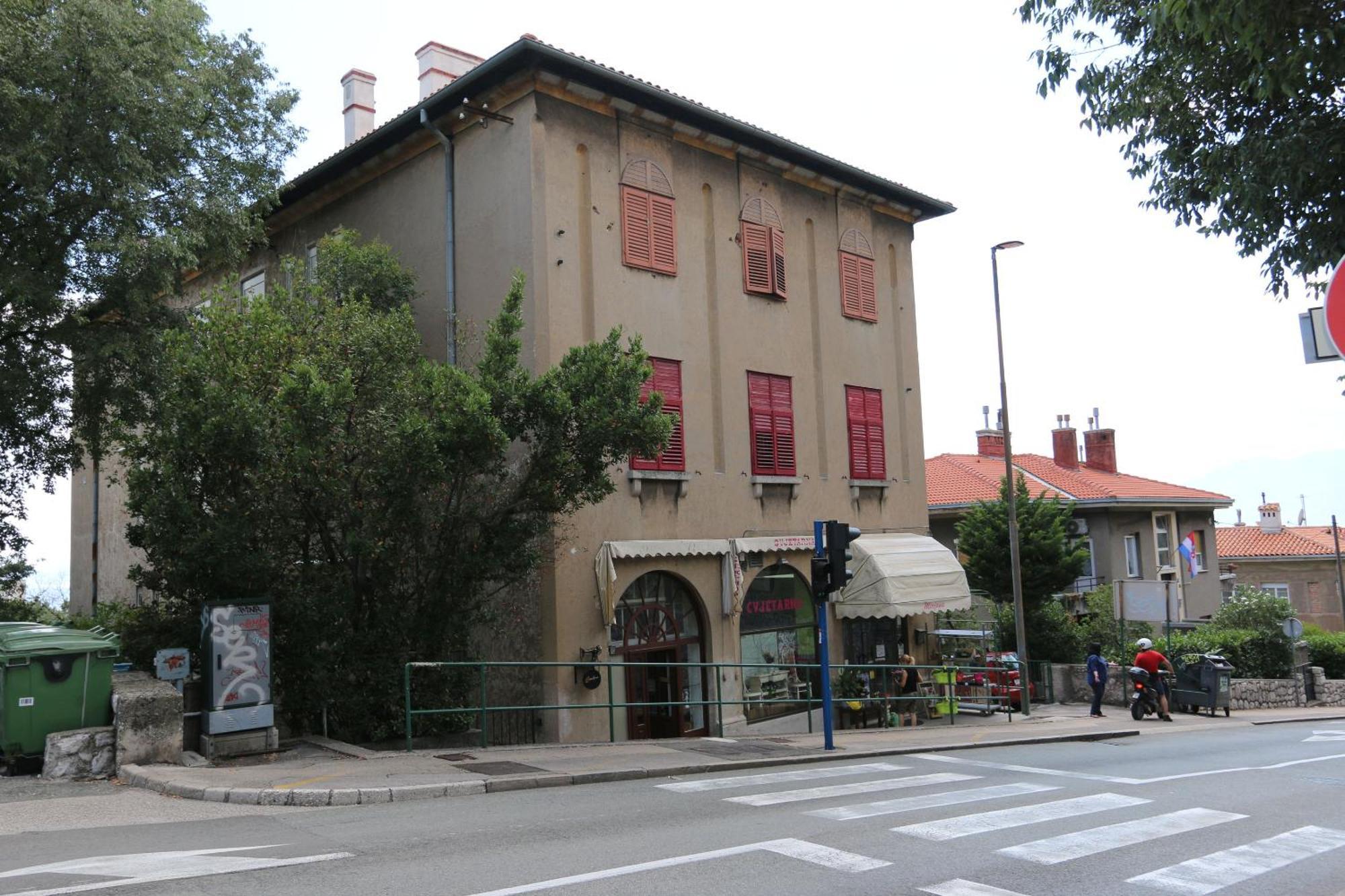 Apartment Krimeja Rijeka Bagian luar foto